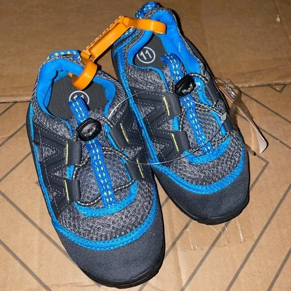 Kids Water Shoes - Picture 1 of 3